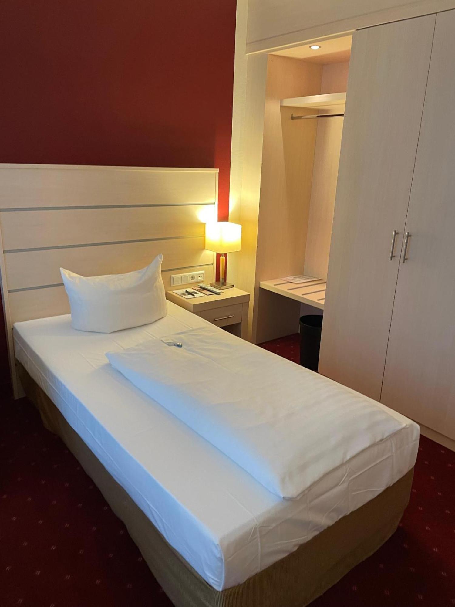 AcarA das Penthouse Hotel Oldenburg Exterior foto